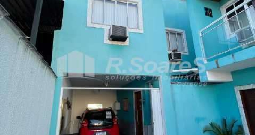 Casa em condomínio fechado com 3 quartos à venda na Rua Monclaro Mena Barreto, Vila Valqueire, Rio de Janeiro