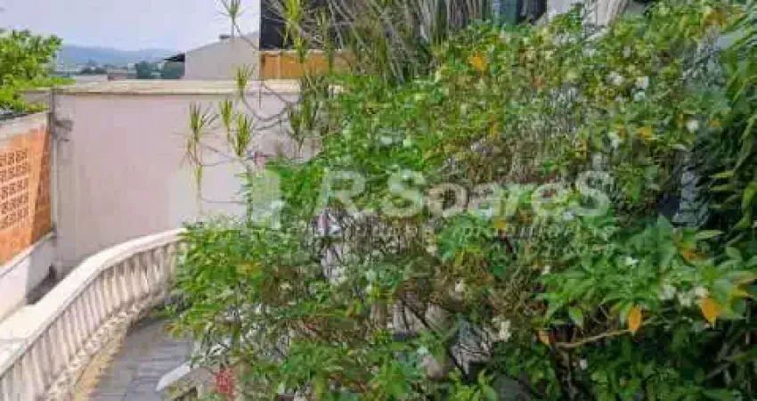 Casa em condomínio fechado com 3 quartos à venda na Rua Olavo de Barros, Jardim Sulacap, Rio de Janeiro