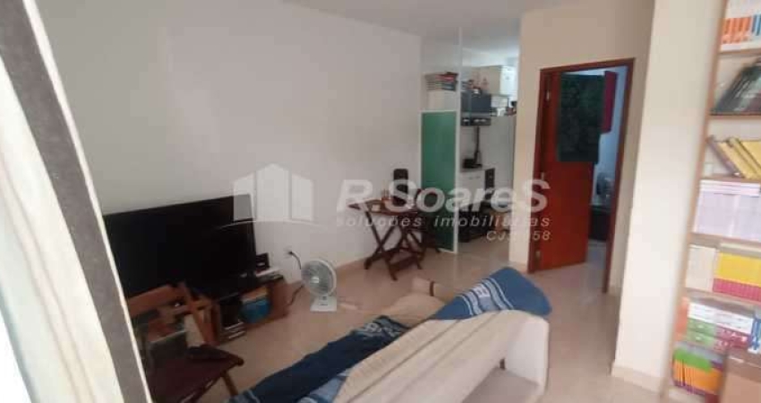 Casa com 1 quarto à venda na Rua Maricá, Campinho, Rio de Janeiro