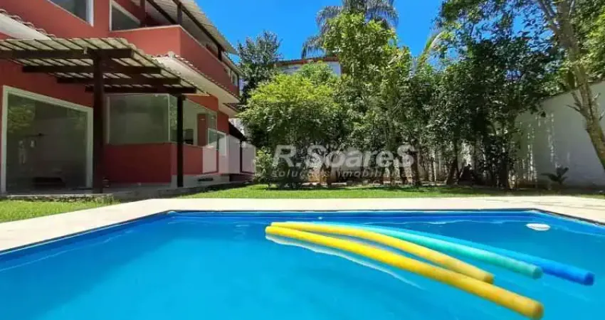 Casa em condomínio fechado com 4 quartos à venda na Estrada do Sacarrão, Vargem Grande, Rio de Janeiro