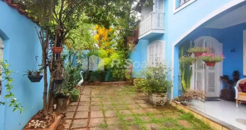 Casa com 5 quartos, garagem para 5 vagas de carro, jardim sulacap área nobre.