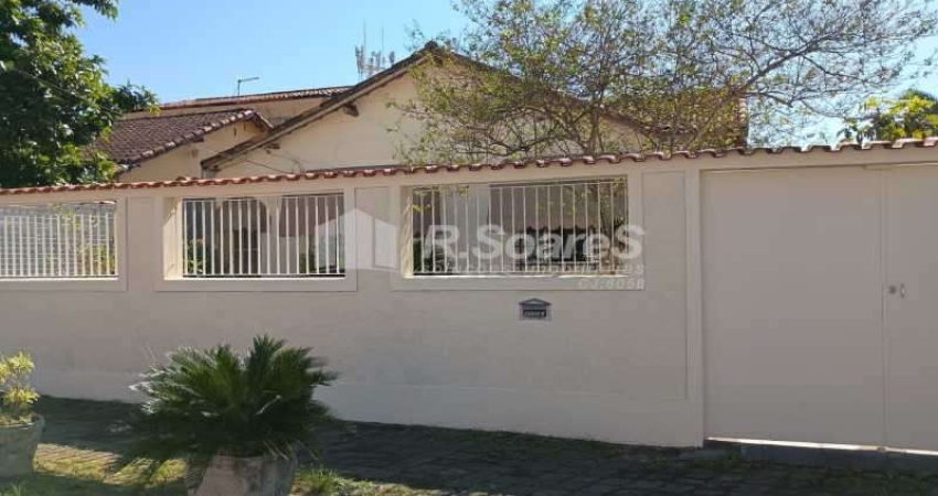 Casa com 4 quartos à venda na Rua Bárbara Heliodora, Jardim Sulacap, Rio de Janeiro