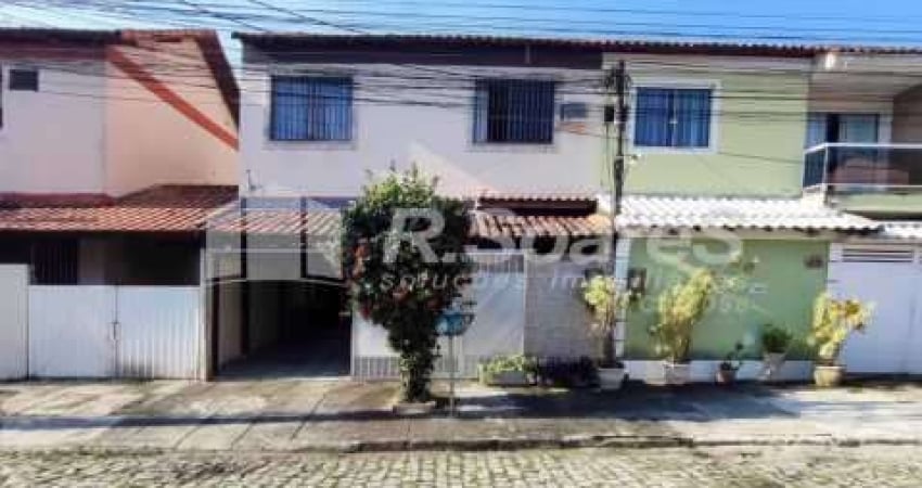 Casa com 3 quartos à venda na Avenida Brasil, Bangu, Rio de Janeiro