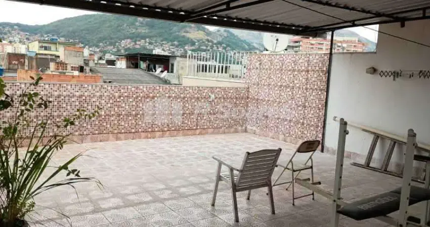 Casa em condomínio fechado com 2 quartos à venda na Estrada Intendente Magalhães, Vila Valqueire, Rio de Janeiro