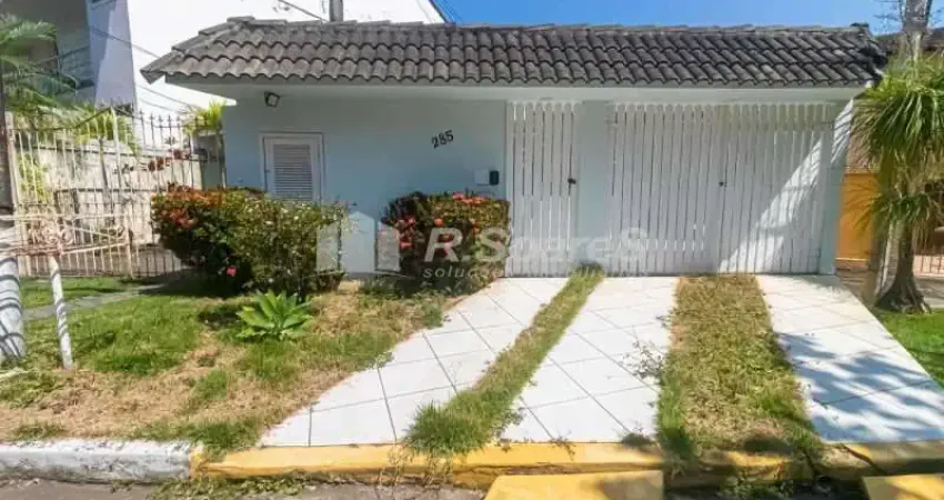 Casa em condomínio fechado com 3 quartos à venda na Rua Professor Fernando Raja Gabaglia, Freguesia (Jacarepaguá), Rio de Janeiro