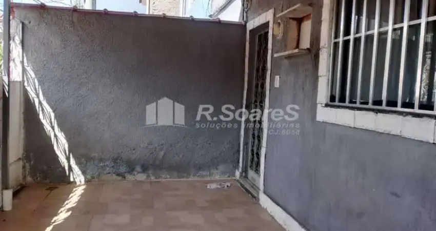 Casa com 2 quartos à venda na Rua Nordestina, Magalhães Bastos, Rio de Janeiro