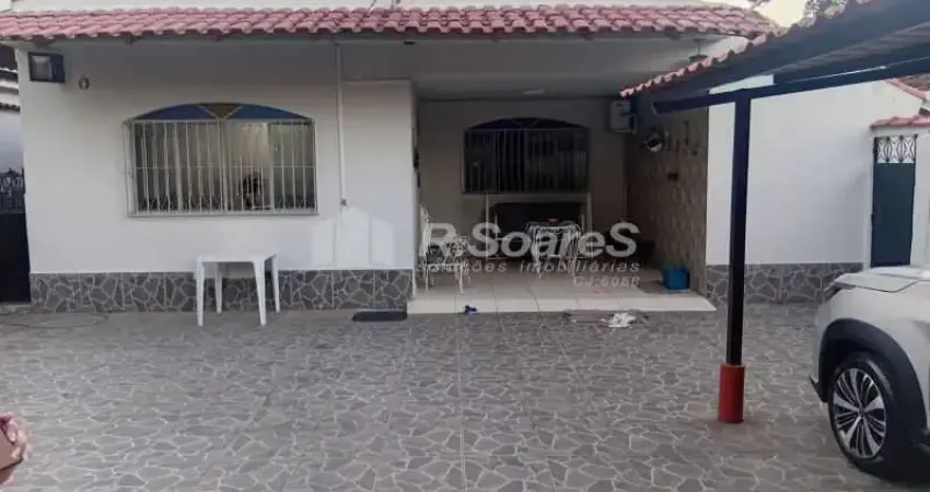 Casa com 2 quartos à venda na Rua Capitão Menezes, Praça Seca, Rio de Janeiro