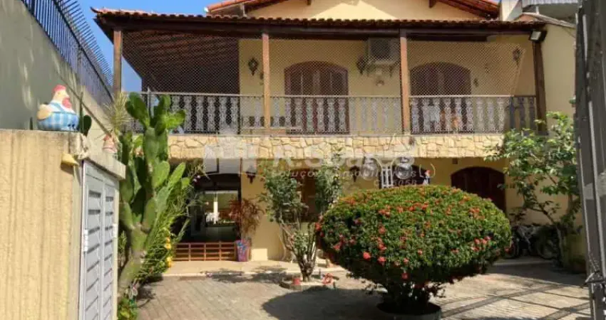 Casa em condomínio fechado com 4 quartos à venda na Rua Rui Mafra, Vila Valqueire, Rio de Janeiro