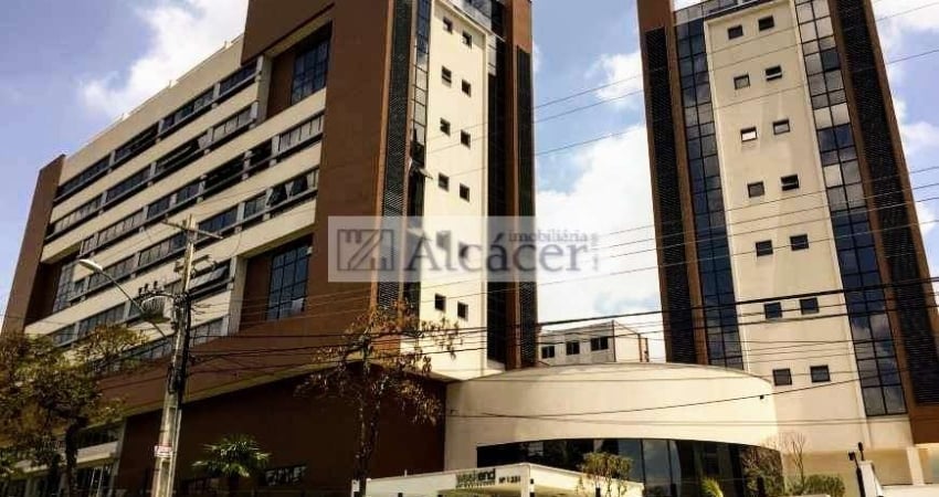 Apartamento com 1 quarto  para alugar, 40.00 m2 por R$3000.00  - Juveve - Curitiba/PR