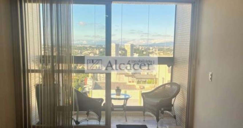 Apartamento com 3 quartos  para alugar, 91.00 m2 por R$3900.00  - Centro - Curitiba/PR