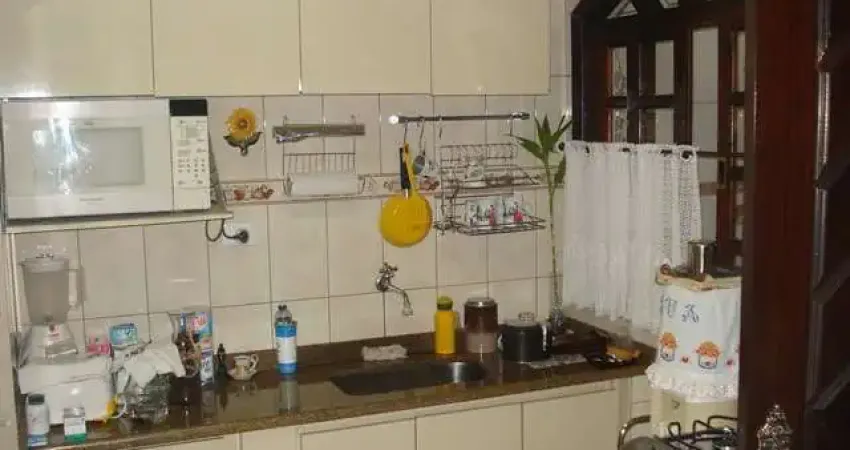 Casa com 2 quartos à venda no Km 18, Osasco 