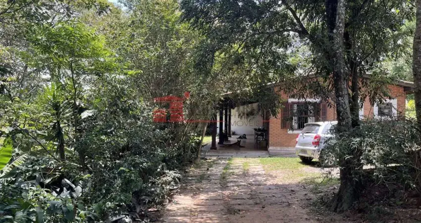 Casa em Jardim Colibri  - Lote: 22.000m2  -  Cotia - Código 910