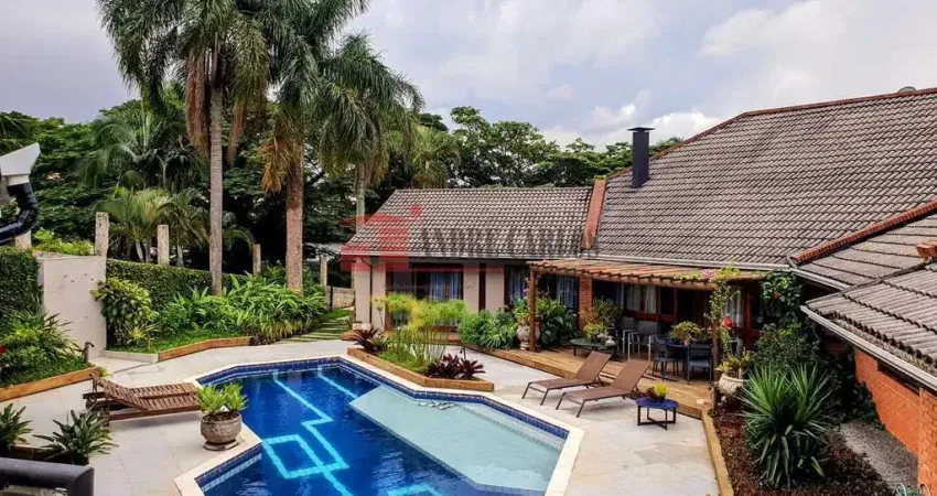 Casa com 5 quartos à venda no Nova Fazendinha, Carapicuíba 