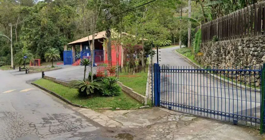 Terreno à venda no Jardim Tomé, Embu das Artes