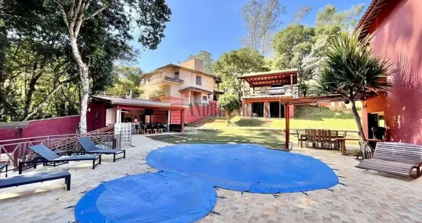 Casa em condomínio fechado com 4 quartos à venda na Chácara dos Lagos, Carapicuíba 