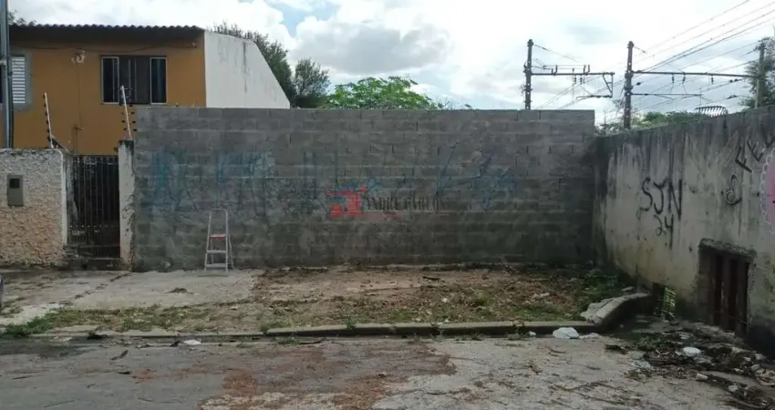 Terreno à venda no Quitaúna, Osasco 