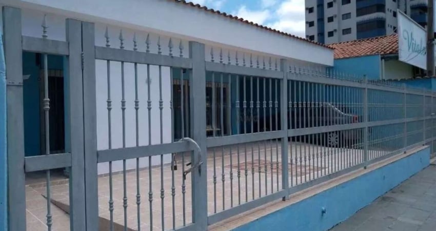 Ampla casa à venda em Caraguatatuba-SP, Jardim Primavera: 3 quartos, 2 banheiros, 3 vagas de garagem, 203m². Venha conferir!