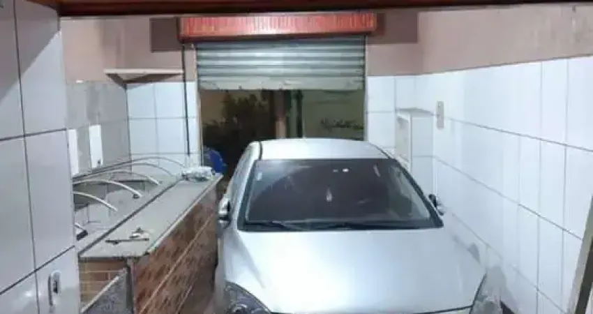Salão Comercial de 36m² com 1 banheiro para locação no Jardim Belvedere, Guarulhos-SP!