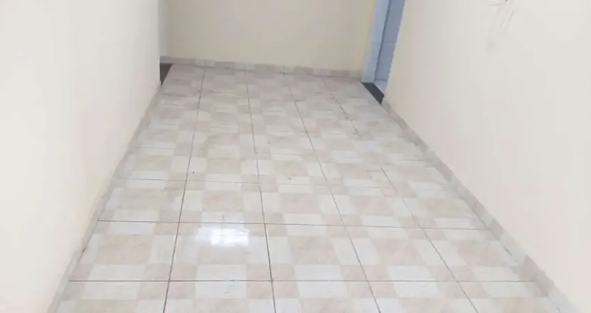 Aluguel de casa em Guarulhos-SP, Parque Residencial Bambi: 2 quartos, 1 banheiro, 1 vaga de garagem, 60,00 m². Venha conferir!