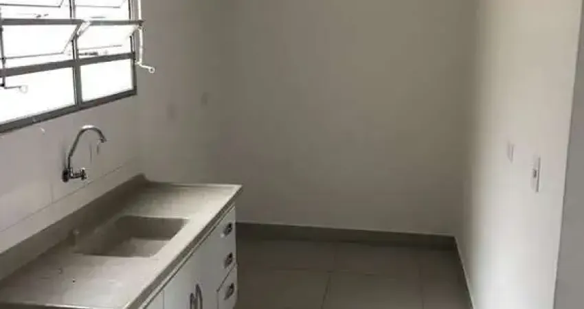 Casa com 1 quarto para alugar na Vila Mazzei, São Paulo 