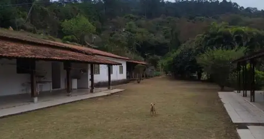Chácara / sítio com 5 quartos à venda no Centro, Mairiporã