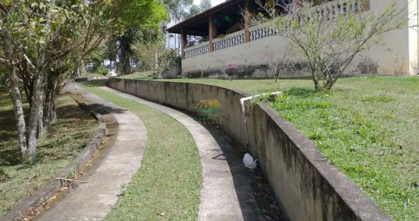 Sítio 03 dormitórios à venda - 2,5 alqueires em Nazaré Paulista  SP