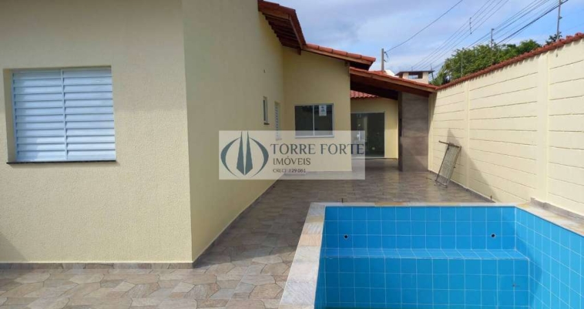 Linda casa na praia 2 dormitórios 1 suíte com piscina e 4 vagas