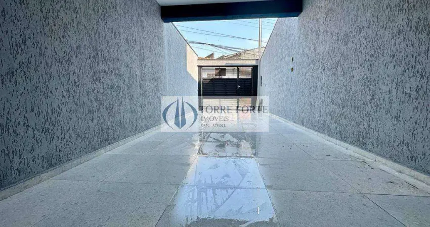 Sobrado NOVO 3 dormitórios 1 suite e 2 vagas na Vila Bela