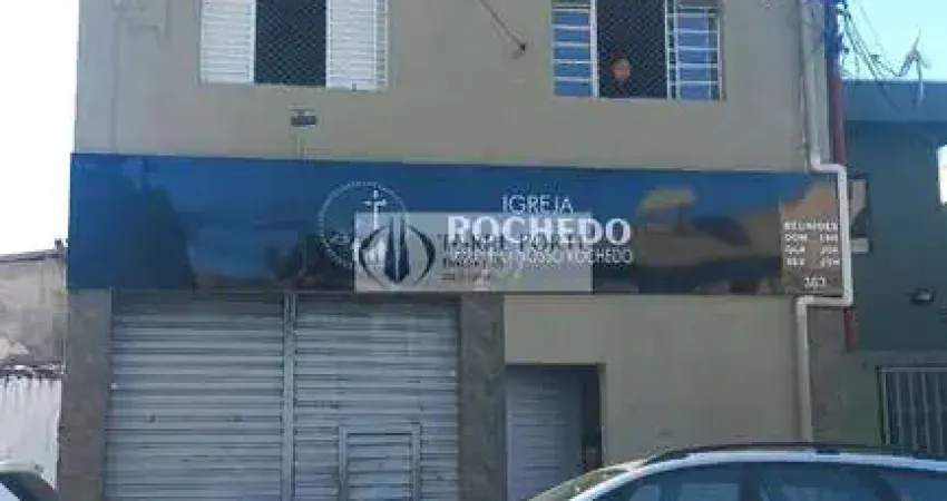 Casa assobradada com salão em baixo no Jardim Vila Formosa