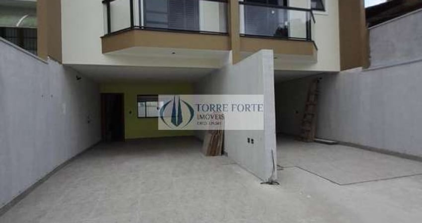 Linda casa com 3 dormitórios e 4 vagas em Santo André
