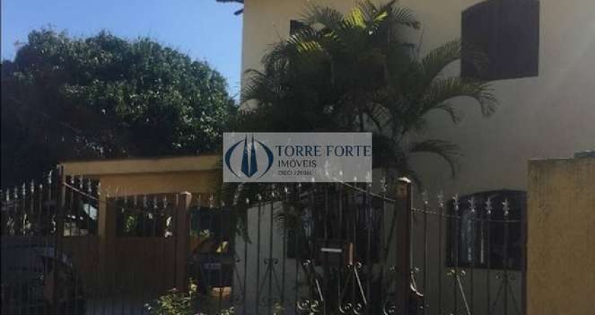Casa com 3 dormitorios 1 suite 12 vagas de garagem na Vila Ema.