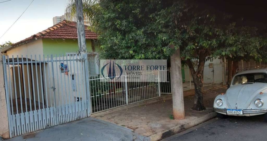 Casa com 2  dormitorios e 1 vaga no Bairro Novo Mundo