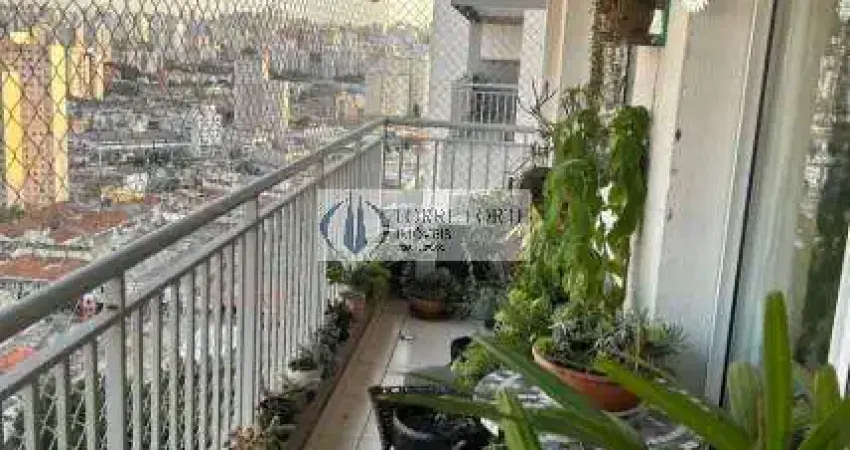 Excelente Apartamento com 2 dormitórios e Varanda no  Brás 