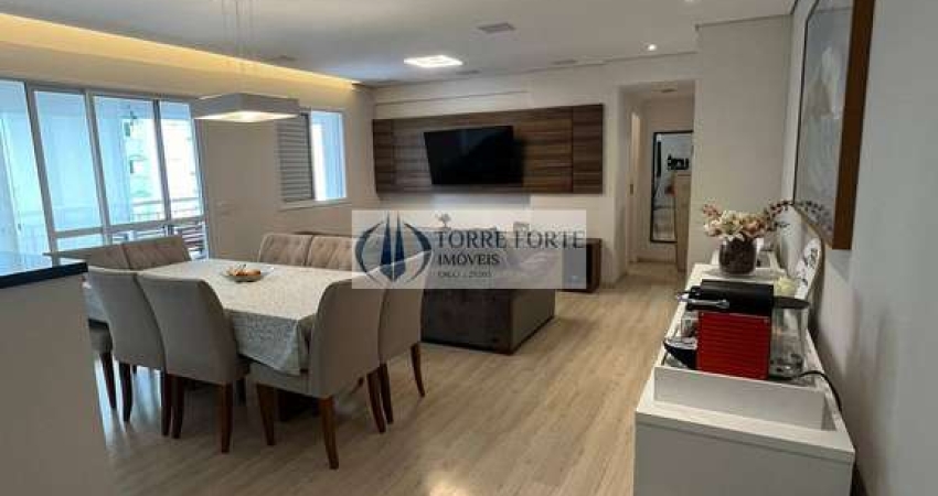 Lindo Apartamento com 2 dormitorios 1 suite 1 vaga , Varanda na Mooca.