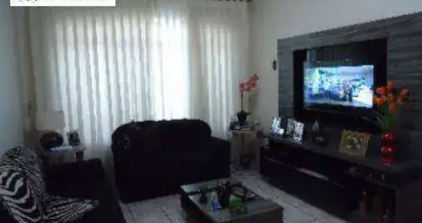 Sobrado Triplex com 3 dormitórios, suíte na Chácara Mafalda.