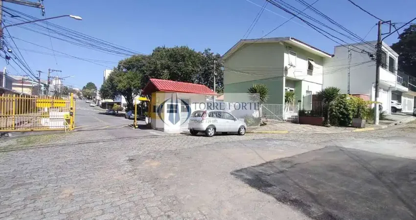 Lindo  Sobrado 3 dormitórios , 2 suítes , 3 vagas com ótima localização