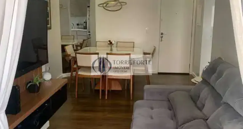 Apartamento com 2 dormitorios 1 vaga , varanda na cidade lider .