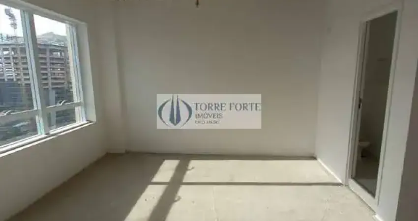 Sala comercial nova, excelente para consultório ou escritório.