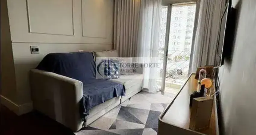 Apartamento com 3 dormitorios , varanda e 1 vaga de garagem no Tatuapé .