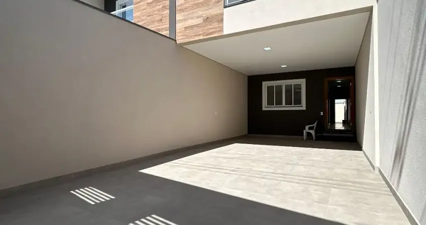 VENDO SOBRADO PROX AO PARQUE DO PASAROS A VENDA CASA NOVO PRONTA PRA SER HABITADA ACEITA FINANCIAMENTO