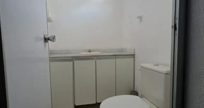 Espaço Comercial de 250m² para Locação | Ideal para Clínicas e Escritórios