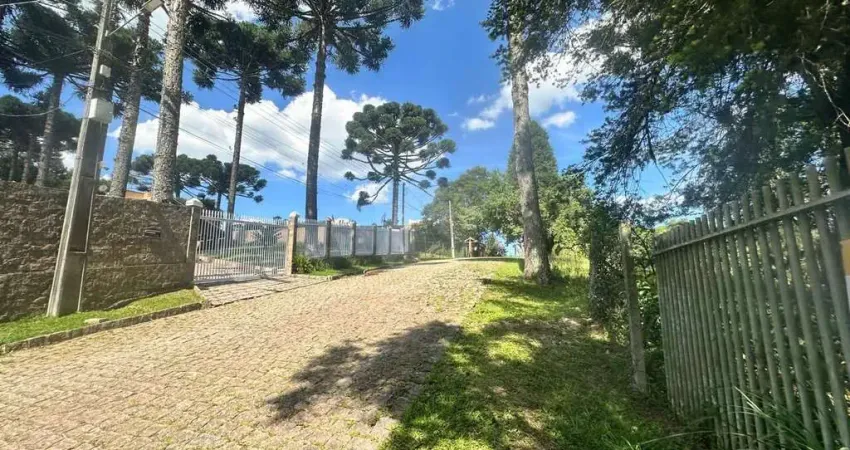 Terreno no Condomínio Villagio Verde em Moradias Bom Jesus, Campo Largo/PR