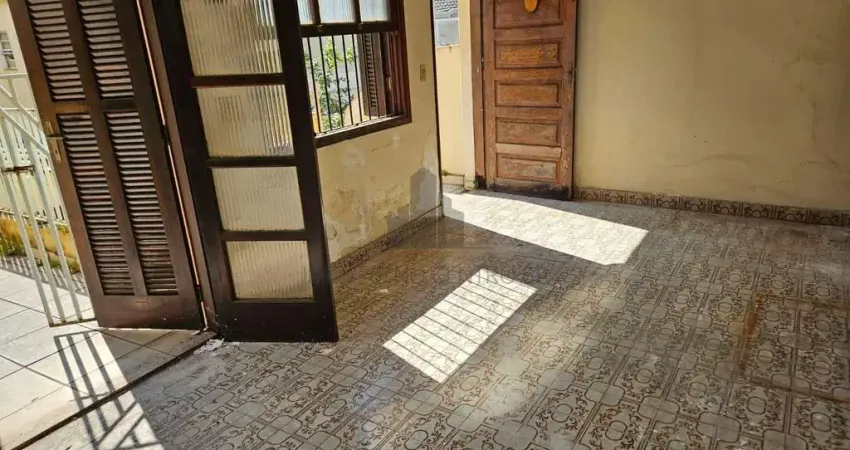 Casa em Água Branca  -  São Paulo