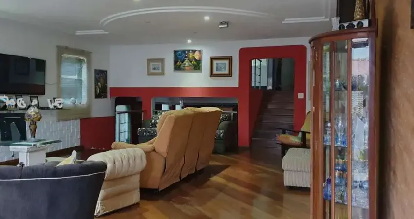 Casa com 3 quartos à venda na Rua Antônio Simionato, Santa Terezinha, São Bernardo do Campo