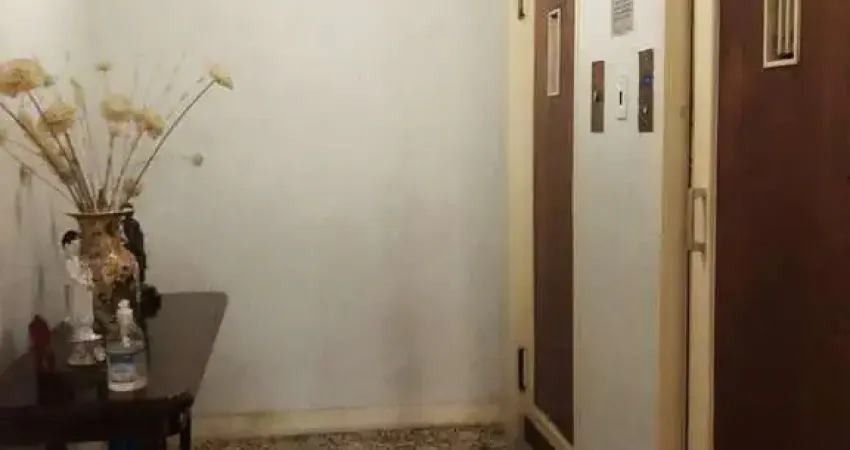 Apartamento à venda na Avenida São Luís, República, São Paulo