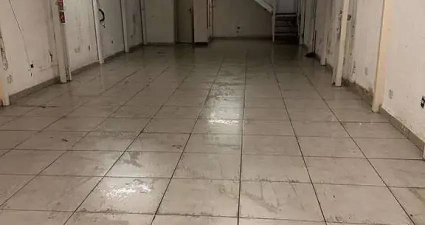 Casa comercial à venda na Rua dos Timbiras, Santa Ifigênia, São Paulo