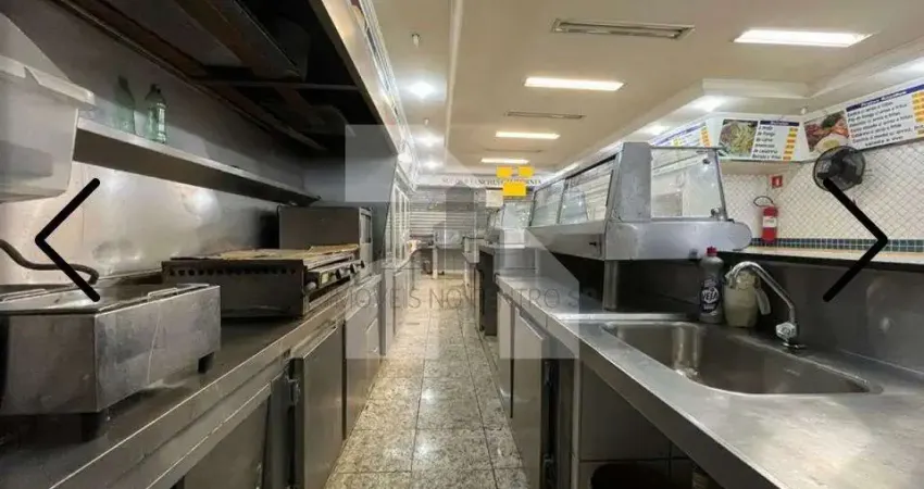 Casa comercial para alugar na Rua Barão de Itapetininga, República, São Paulo