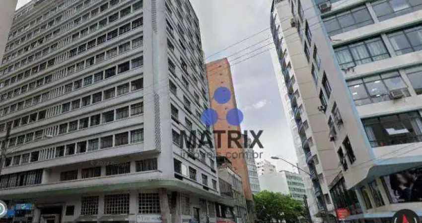 Excelente Apartamento com 3 dormitórios, 180 m² - venda por R$ 450.000 - Centro - Curitiba/PR