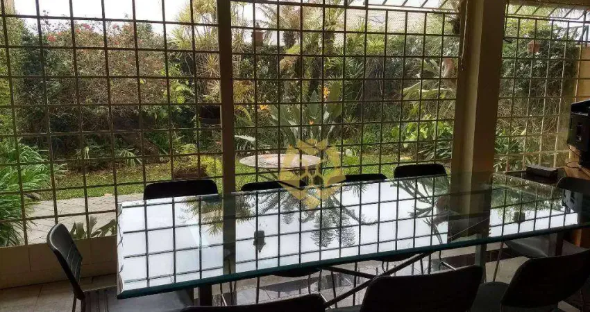 Casa com 5 dormitórios à venda, 603 m² por R$ 2.600.000,00 - Campina do Siqueira - Curitiba/PR