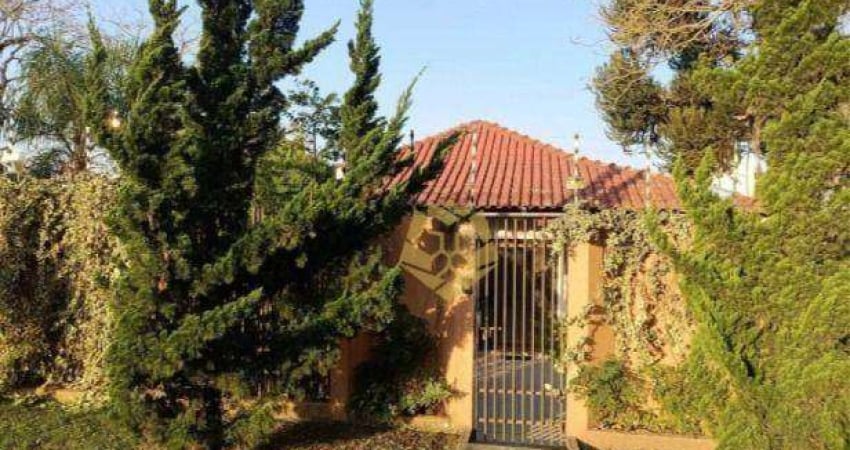 Casa com 5 dormitórios para alugar, 525 m² por R$ 4.990/mês - Uberaba - Curitiba/PR